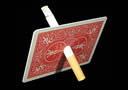 Cigarette à travers la carte