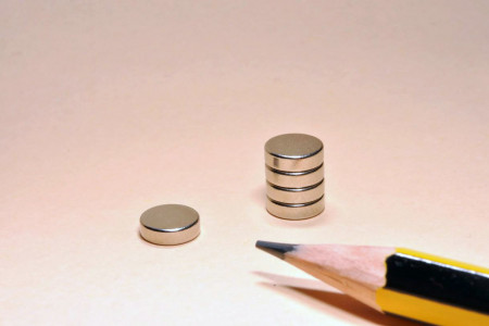 Mini Round Magnet (7 x 2 mm)