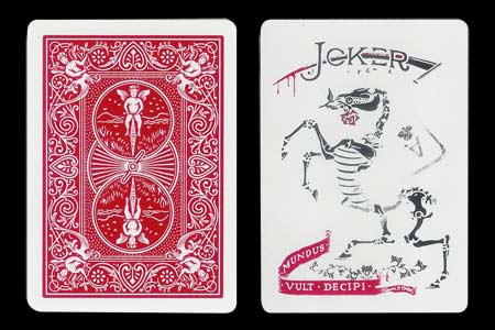 Carte Bicycle joker squelette à as de trèfle