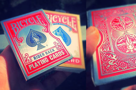 Bicycle card guard red