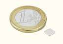 article de magie Aimant rectangle (5 x 5 x 1 mm)