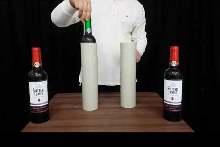 Multiplication de 8 bouteilles de vin (Multicolore)