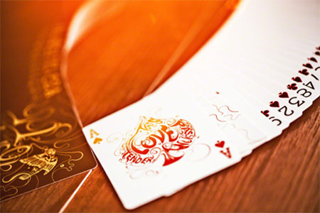 Love Art Deck (Red / Limited Edition) deck