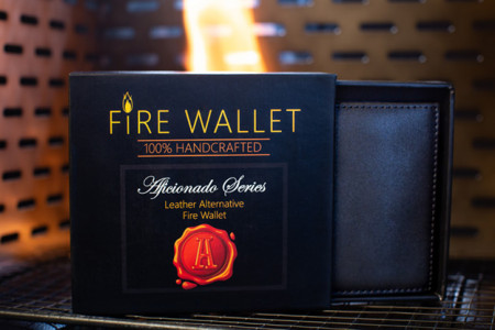 The Aficionado Fire Wallet (Gimmick and Online Instructions)