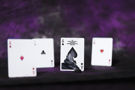 Yuci Snow playing card