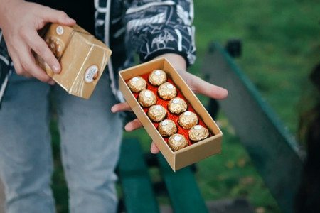 Caja de Bombones (Caja Oro - Ferrero)