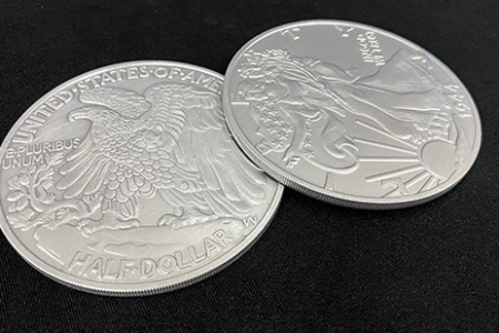 Deluxe Giant Walking Liberty Coin (7.3 cm)