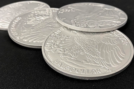 Deluxe Giant Walking Liberty Coin (7.3 cm)