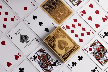 Bicycle Metalluxe Gold Cards