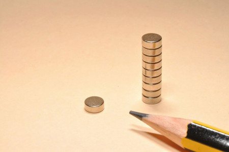 Mini Round Magnet (5 x 2 mm)