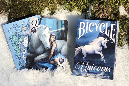 Jeu Bicycle Anne Stokes Unicorns