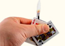 Briquet à décharge ou à flamme