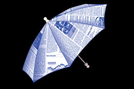 Parapluie à apparition journal bleu