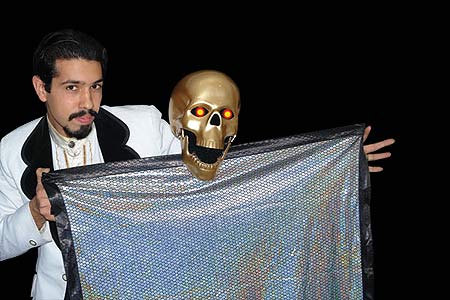 Shining Speaker Skull