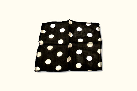 Pañuelo de puntos 6 (15 x 15 cm)