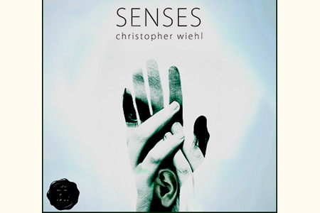 Senses (DVD + Gimmick)